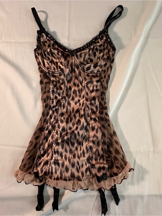 Victoria's Secret Other - Victoria's Secret Leopard-Print Satin Chemise sexy, lace, witchy fetish Y2K